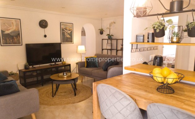 Resale - Villa - Orihuela Costa - Villamartin