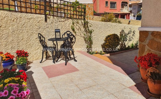 Resale - Villa - Orihuela Costa - Villamartin