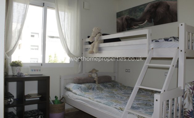 Resale - Villa - Orihuela Costa - Los Dolses