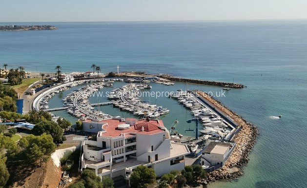 Resale - Villa - Orihuela Costa - Los Dolses