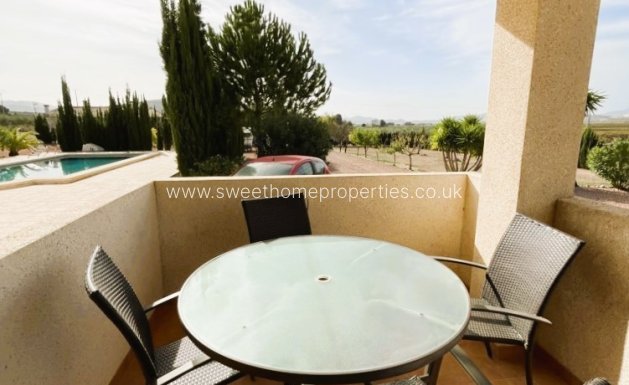 Resale - Country house - Pinoso