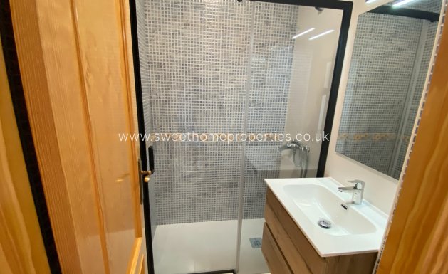 Reventa - Town house - Salinas