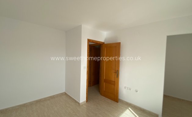 Reventa - Town house - Salinas