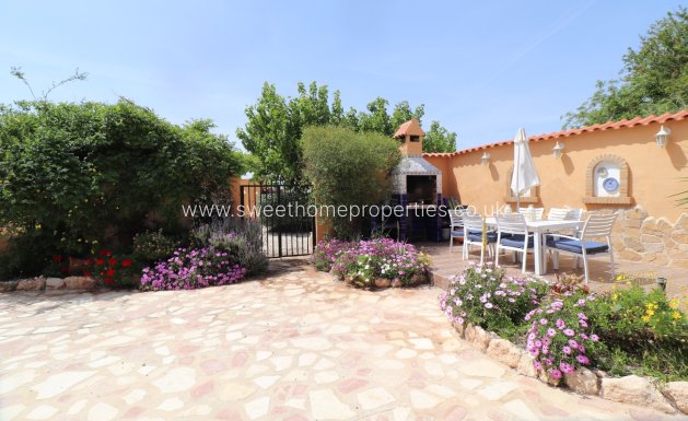 Resale - Country house - Hondon De Las Nieves - La Canalosa