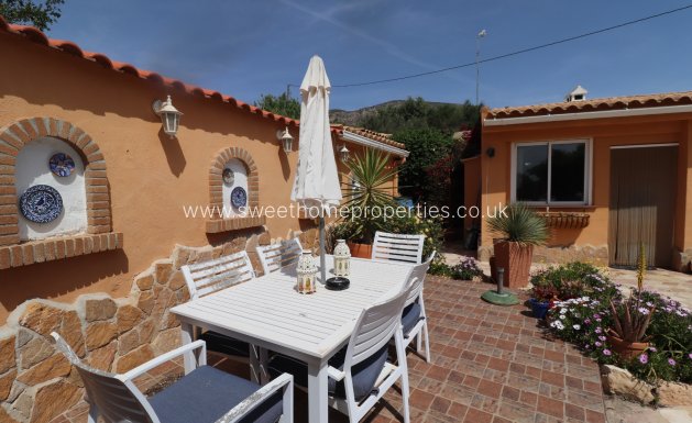 Resale - Country house - Hondon De Las Nieves - La Canalosa