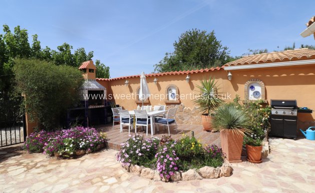 Resale - Country house - Hondon De Las Nieves - La Canalosa