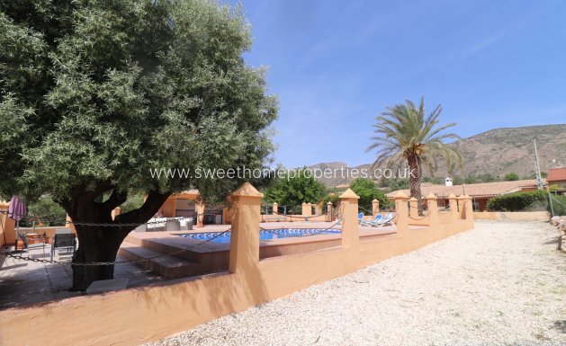 Resale - Country house - Hondon De Las Nieves - La Canalosa