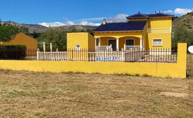 Resale - Country house - La Romana