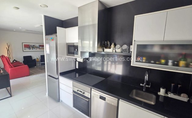 Resale - Apartment - Villamartin