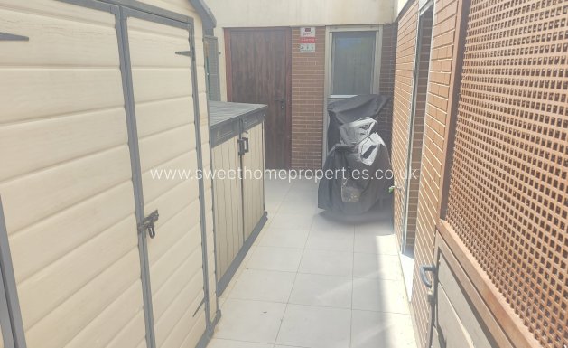 Resale - Apartment - Villamartin