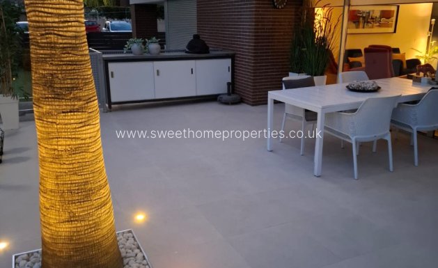 Resale - Apartment - Villamartin