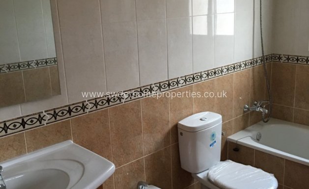 Resale - Country house - Pinoso