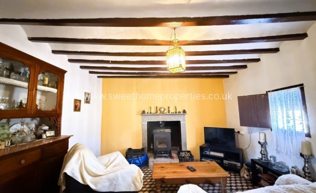 Resale - Country house - Pinoso