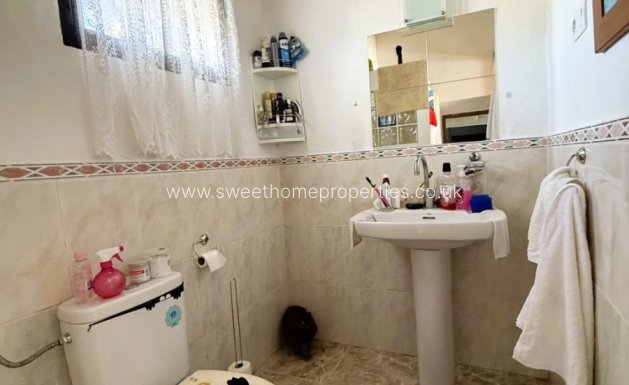 Resale - Country house - Pinoso