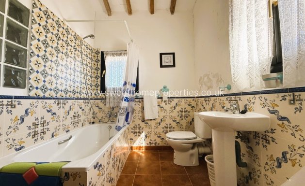Resale - Country house - Pinoso