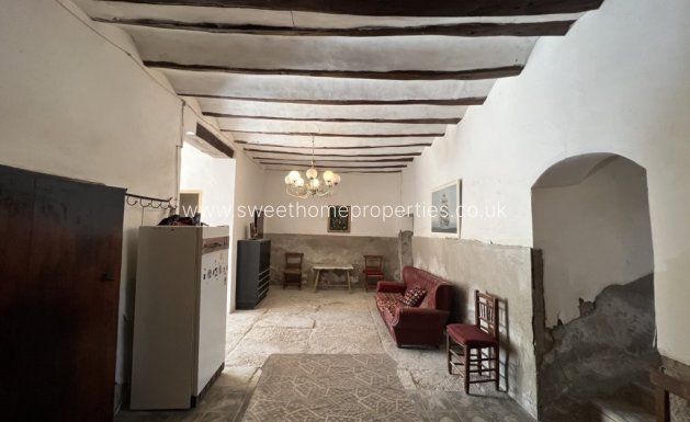Resale - Country house - Pinoso