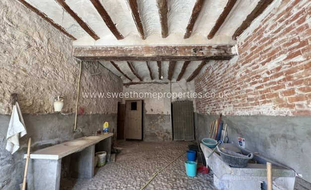 Resale - Country house - Pinoso