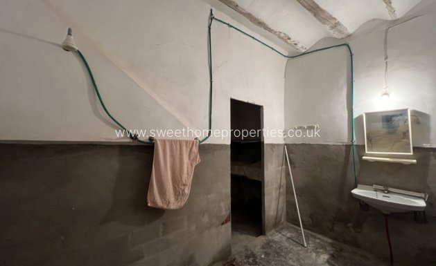 Resale - Country house - Pinoso