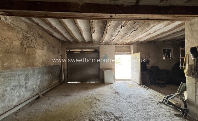 Resale - Country house - Pinoso