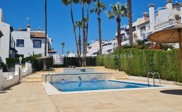 Herverkoop - Town house - Villamartin