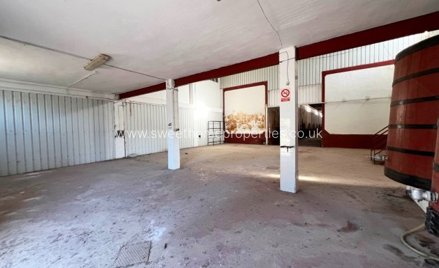 Reventa - Commercial - Hondon De Los Frailes