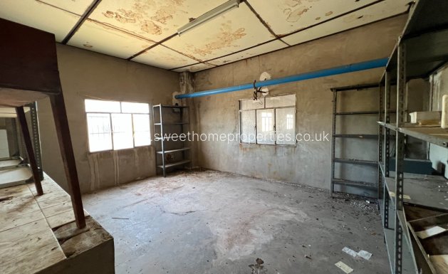 Reventa - Commercial - Hondon De Los Frailes
