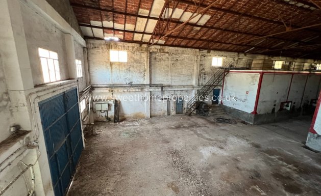 Reventa - Commercial - Hondon De Los Frailes
