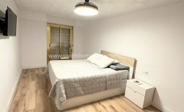 Resale - Apartment - Elche - Plaza Crevillente-Juzgados