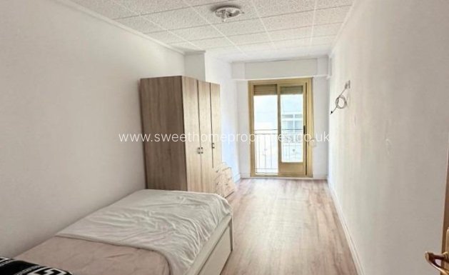 Resale - Apartment - Elche - Plaza Crevillente-Juzgados