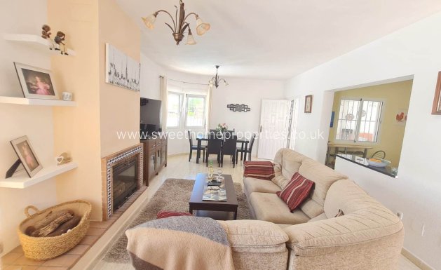 Resale - Villa - Playa Flamenca