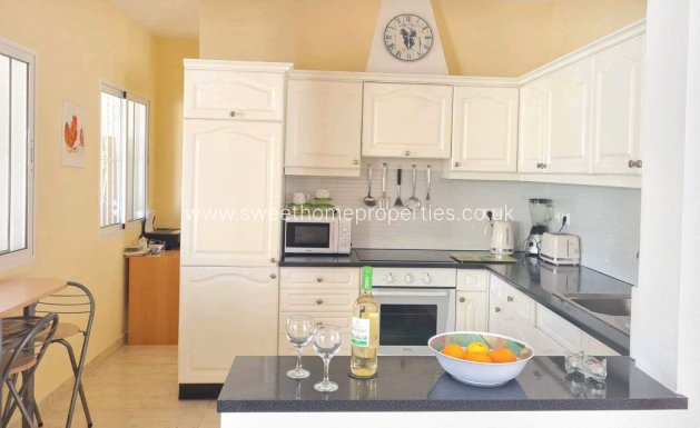 Resale - Villa - Playa Flamenca