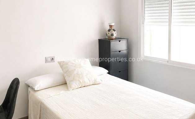 Resale - Apartment - Novelda - Comunidad valenciana