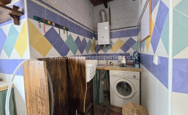 Reventa - Casa cueva - Algueña - Algüeña - La Romana
