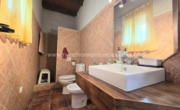 Reventa - Casa cueva - Algueña - Algüeña - La Romana