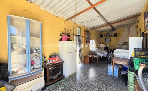 Resale - Country house - Salinas - Comunidad valenciana