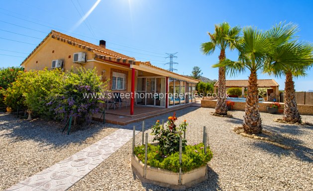 Reventa - Casa de campo - Macisvenda