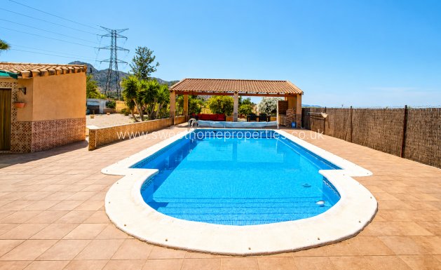 Reventa - Casa de campo - Macisvenda