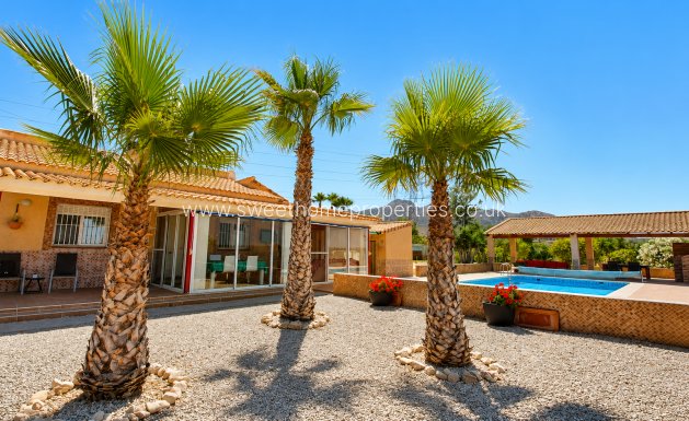 Reventa - Casa de campo - Macisvenda