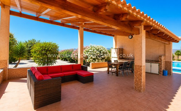 Reventa - Casa de campo - Macisvenda