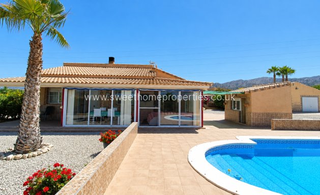 Reventa - Casa de campo - Macisvenda