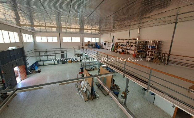  - Commercial - Elda - Campo Alto