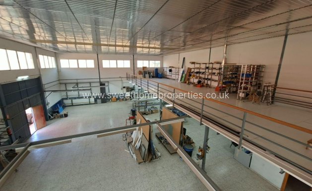  - Commercial - Elda - Campo Alto