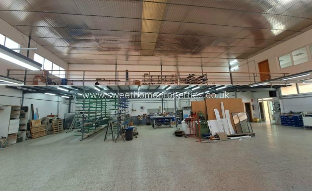  - Commercial - Elda - Campo Alto