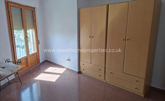 Resale - Town house - Aspe - Tres Hermanas