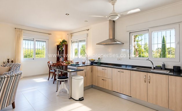 Resale - Country house - Hondon De Los Frailes