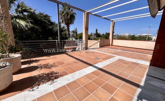 Resale - Commercial - Villamartin