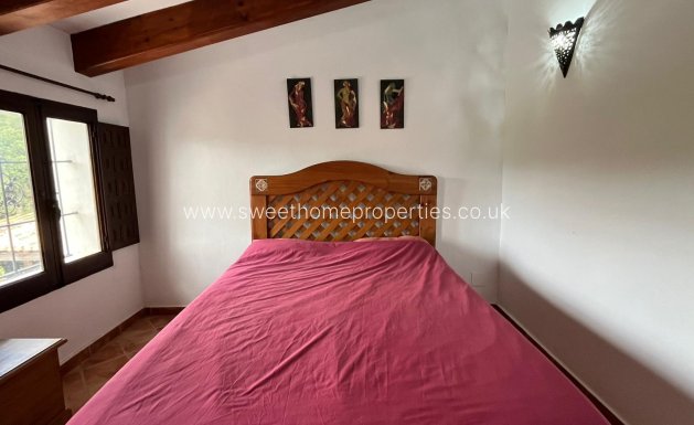 Resale - Country house - Pinoso