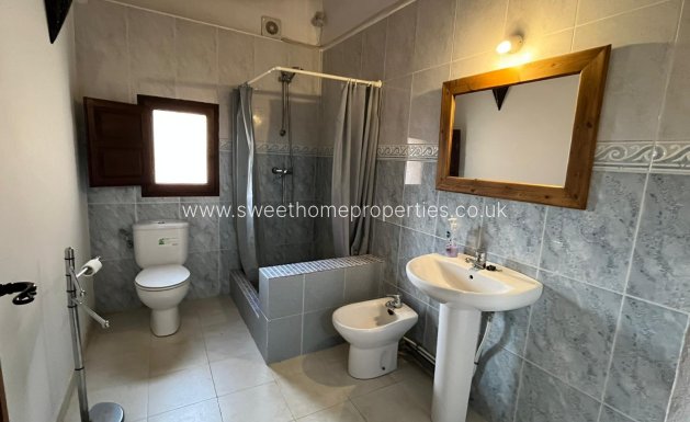 Resale - Country house - Pinoso