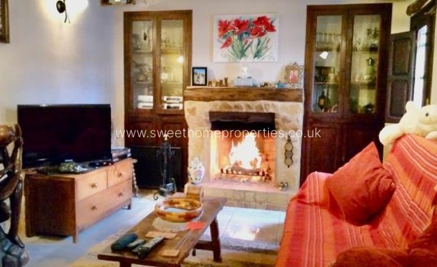 Resale - Country house - Pinoso