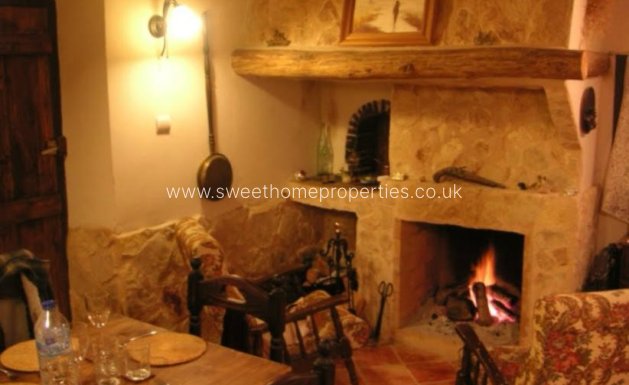Resale - Country house - Pinoso